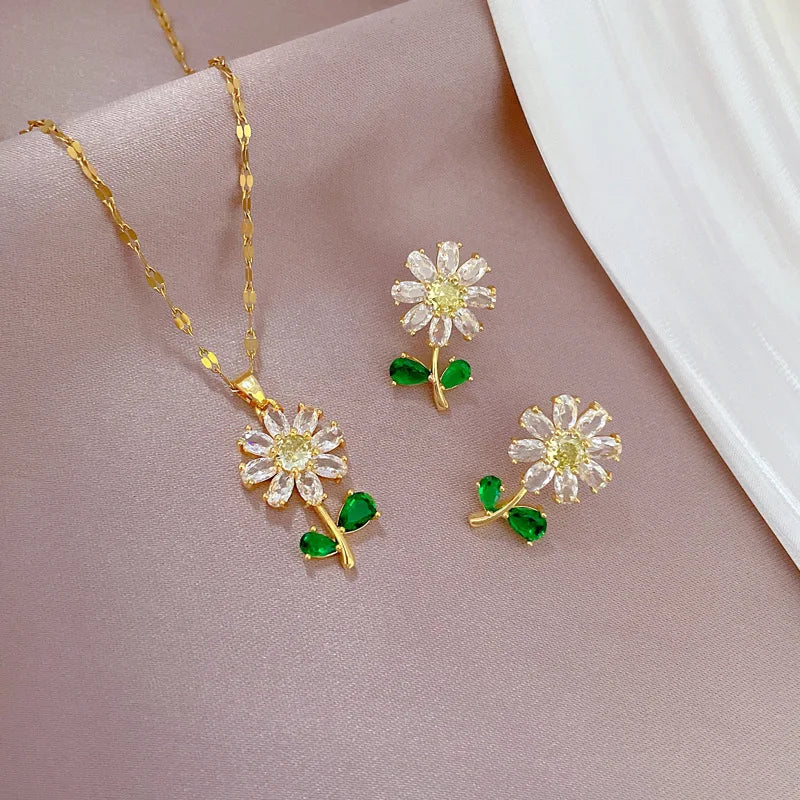 Classic Green Leaf Flower Set